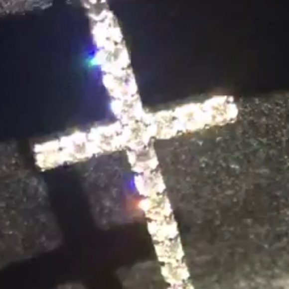 Diamond Cross - Picture 4 of 6